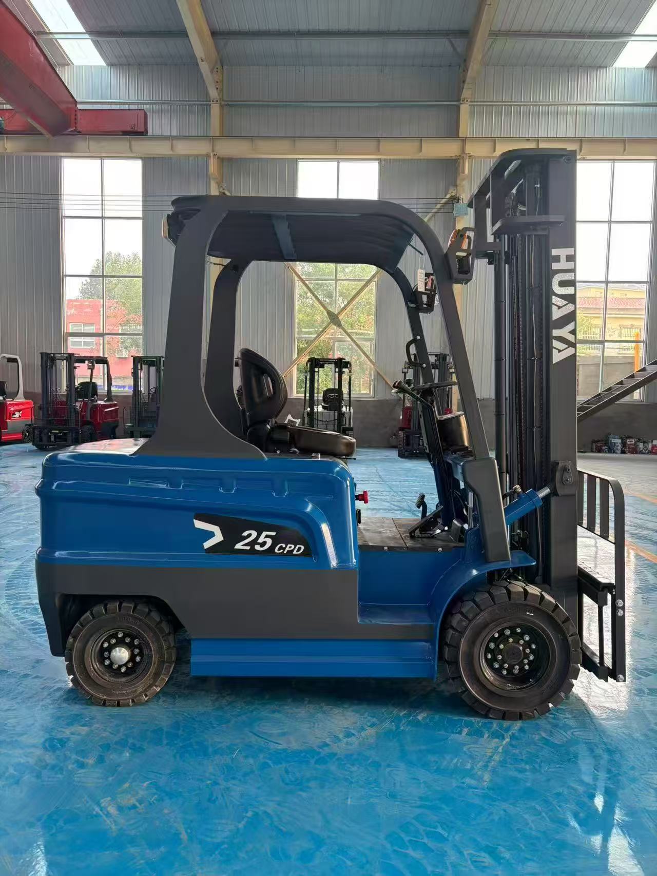 Blue 2.5 ton electric forklift